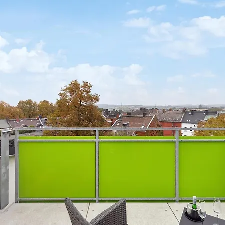 Apartment Easyapartments Stilvoll Zentral Balkon Hauptbahnhof Netflix 130m2 Hof (Bavaria)