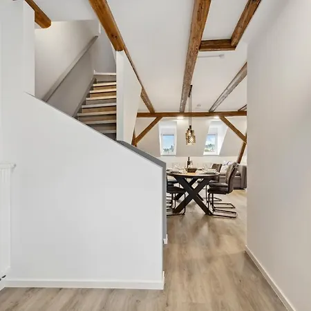Easyapartments Stilvoll Zentral Balkon Hauptbahnhof Netflix 130m2