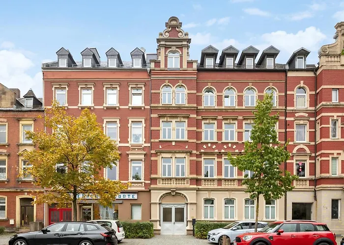 Apartment Easyapartments Stilvoll Zentral Balkon Hauptbahnhof Netflix 130m2 Hof (Bavaria)